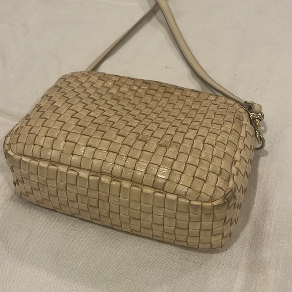 Clare V Cream Woven Crossbody Bag - Picture 5 of 8